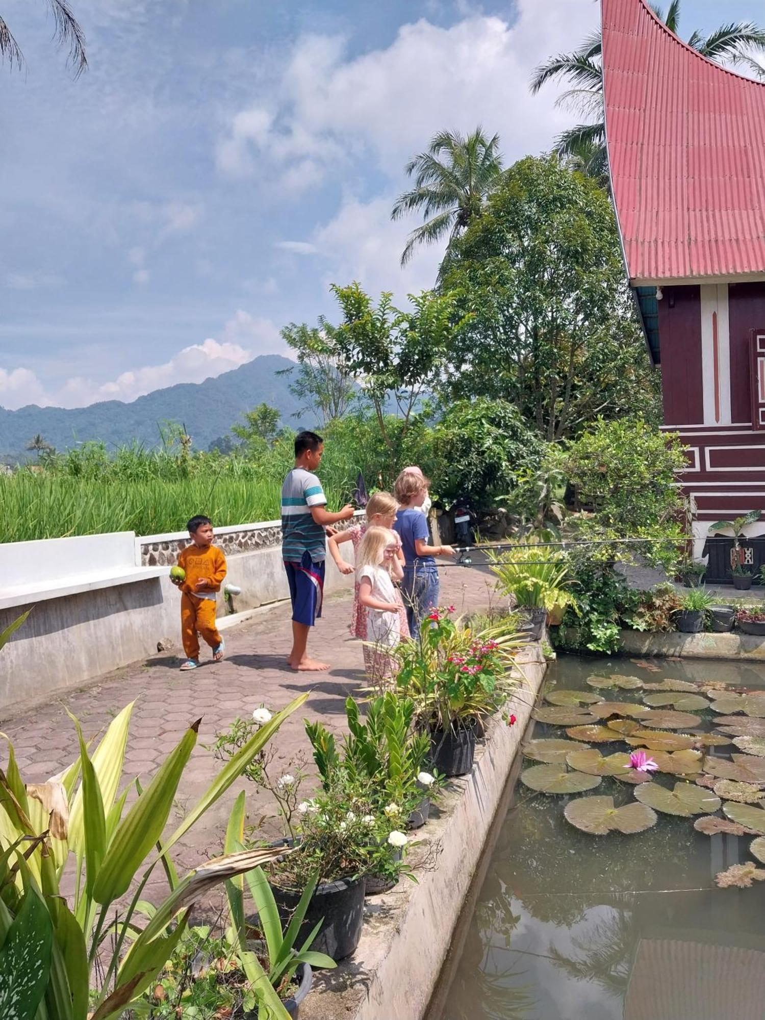 Rumah Gadang Tokama, Simarasok Baso Exteriör bild