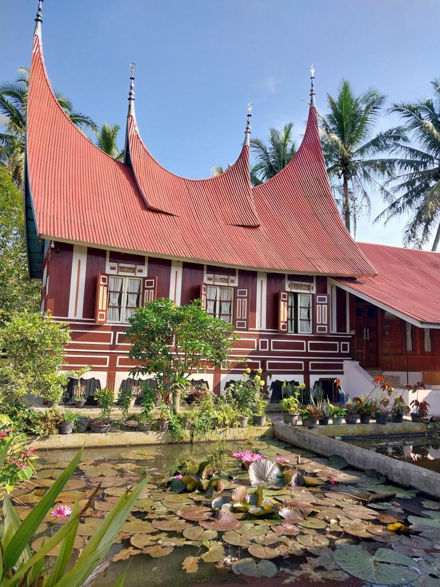 Rumah Gadang Tokama, Simarasok Baso Exteriör bild